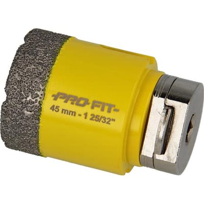 PRO-FIT diamanthulsav 45 mm i skarp vinkel med fokus på den guldfarvede cylinder og diamantbelagte skærekant.