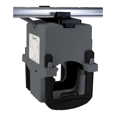 Schneider Electric CT Split Core type HA strømtransformer til kabel, 200A/5A. Synlig modelbetegnelse og specifikationer på siden.