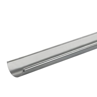 VMZINC tagrende i zink, 333 x 0,8 mm og 3 meter, med åben, halvrund form set skråt fra enden.