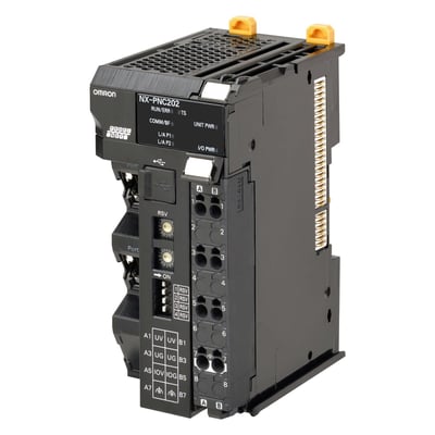 Omron NX-seriens PROFINET-kobling NX-PNC202 med 2 porte, skrueløs push-in-stik og indikatorlys, isoleret på hvid baggrund.