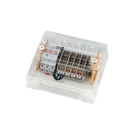 Hager målerklemrække 03A354 til trafomåling, komplet med automatsikring, klemmer og plomberbar afdækning.