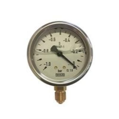 Wika vakuum manometer, glycerinfyldt med hvid urskive, sort viser og messingstuds. Måleområde -1,0 til 0 bar.