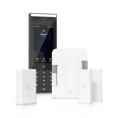 Ubiquiti UniFi Access G3 Gate Starter Kit med sort intercom, touchskærm og tastatur samt hvide styreenheder og adaptere.