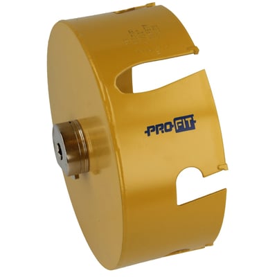 PRO-FIT HM hulsav med en diameter på 158 mm i gul metal med PRO-FIT logo og en gevindtilslutning i midten.