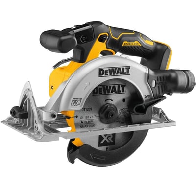 DeWalt 18V XR rundsav med kulløs motor, 165 mm klinge og 55 mm skæredybde. Savens gule og sorte greb og sølvfarvede detaljer ses tydeligt.