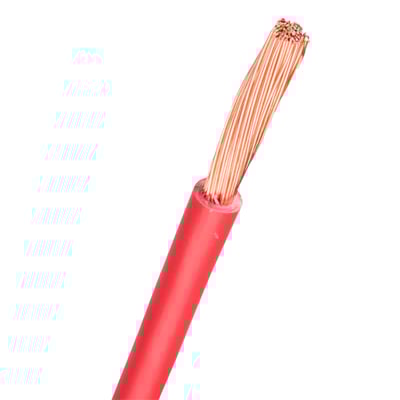 Nexans H07V2-K PVT90 1X6 ledning i rød, med synlige kobbertråde i enden.