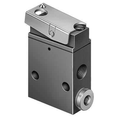 Festo Stem act. valve VS-3-1/8. Tæt på en pneumatisk ventil med en vippende aktuatorkontakt og gevindtilslutninger.