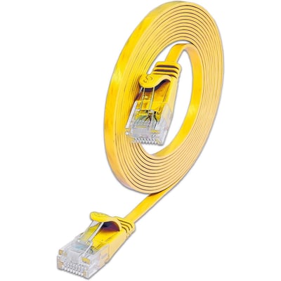Gult SLIM Flat U/UTP Kat.6 patchkabel på 15 meter med RJ45-stik i begge ender, isoleret i PVC.