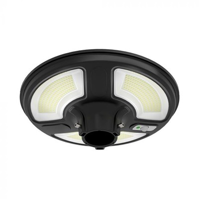 V-TAC sort LED-solcellehavelampe på Ø42 cm set nedefra med de buede lysfelter og sensor.