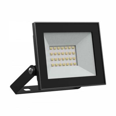SpectrumLED 20W sort LED-projektør til arbejde, set skråt forfra med lysdioder og justerbar monteringsbøjle.