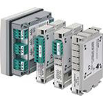 Carlo Gavazzi WM20 RS485/RS232-kommunikationsmodul til position B, vist som grå moduler med grønne tilslutninger.