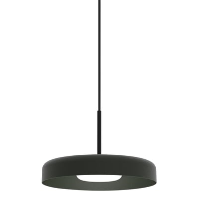 Molto Luce Sven PD pendel i grøn, vist isoleret på en hvid baggrund, med sort ledning.