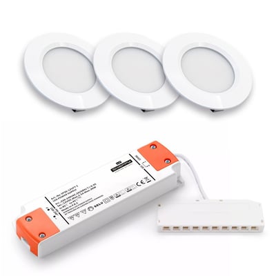 LEDlife Reco68 møbelspot i mat hvid med rund lysflade og dæmpbar strømforsyning ved siden af.