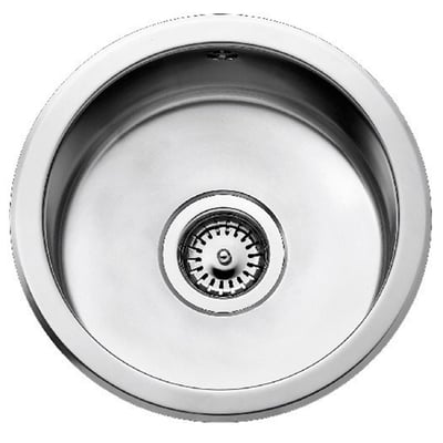 Nærbillede af Intra Juvel Barenta BC313 køkkenvaskens afløb og strainer i rustfrit stål, Ø313x150 mm.