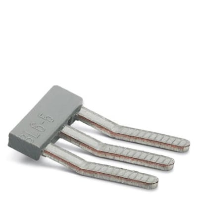 Detaljeret billede af Phoenix Contact indlægsbro EBL 3-5, der viser de tre poler og den grå plastisolering med præget tekst.