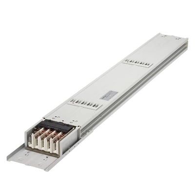 Siemens strømskinne 2,25m 160A N+PE med 8 udtag, vist fra enden med synlige kobberledere.