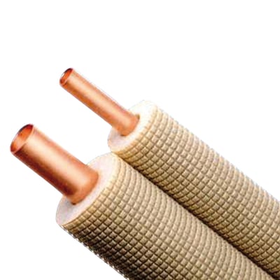Kobberrør til varmepumper med isolering, 1/4" x 3/8", 20 meter lang, vist med isoleret overflade og synlige kobberender.