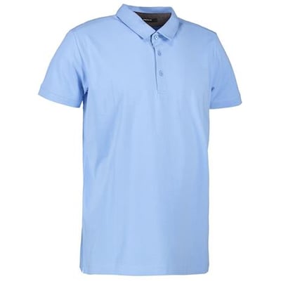 ID Identity polo i lys blå stretch single jersey med skjortekrave, 4XL, vist forfra med to matchende knapper.