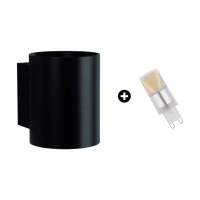 SpectrumLED Squalla G9-rør vises som en sort, cylindrisk væglampe sammen med en separat 4 W LED-pære.