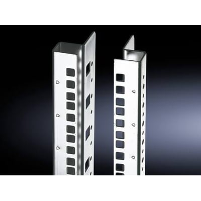 Rittal VX IT profilskinne dynamisk, 47U, fremstillet af 2,5 mm stål i RAL 9005 farve med perforeringer til montering.