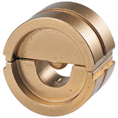 Klauke presseindsats Q 22 i messing med en diameter på 70 mm², viser det todelte design.