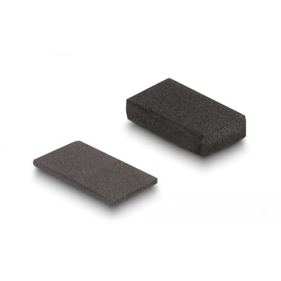 To sorte kølepuder til DeLock M.2 2280 Key B+M SATA-konverter, isoleret på hvid baggrund.