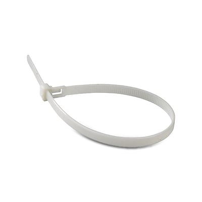 En hvid V-TAC kabelbinder på 4,5 mm x 150 mm, vist med spidsen ud af låsemekanismen.