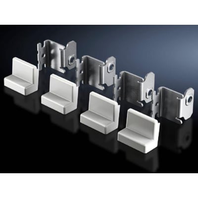 Fire Rittal vægbeslag til AX og KX stålplader, 40mm vægafstand, i en række på et mørkt, reflekterende underlag.