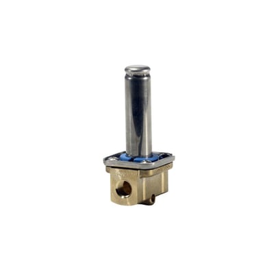 Detaljebillede af Danfoss termostatens messingbase med tilslutningsgevind og fast føler, isoleret på hvid baggrund.