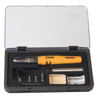 Detaljeret billede af Sievert gasloddepen med piezo-tænding og dens inkluderede tilbehør i en praktisk opbevaringskuffert.