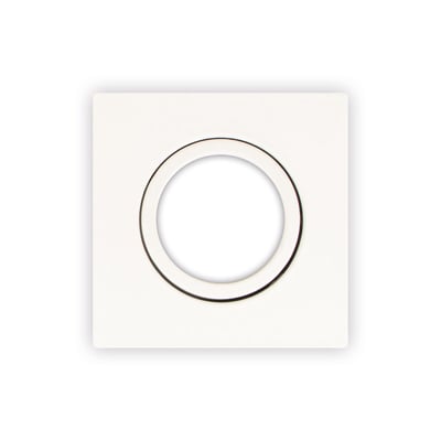 Scan Products Luna Low Profile front i mat hvid aluminium med firkantet ydre og rund åbning.