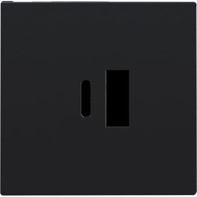 Nærbillede af Niko black coated afdækning til USB-A og USB-C opladeren, med tydelige udskæringer til porte.