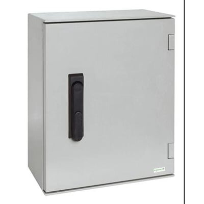 Vægskab 7035 fra Schneider Electric, fremstillet i grå polyester, viser fronten med et integreret håndtag og låsemekanisme.