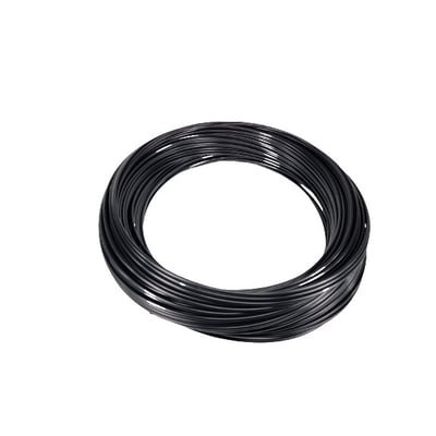Sort PE slange med en indvendig diameter på 2 mm og en udvendig diameter på 4 mm, rullet op på 100 meter.