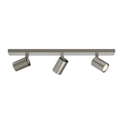 Astro Lighting Ascoli Triple Bar loft-/væglampe i mat krom med tre kipbare spots på en lang skinne.