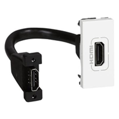 Legrand HDMI stik med 15 cm ledning til hurtig multimedie, lyd, billede og dataoverførsel.