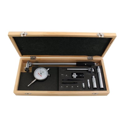 Diesella cylindermålersæt i trææske med en målevidde på 20-200 mm og 0,01 mm aflæsning.
