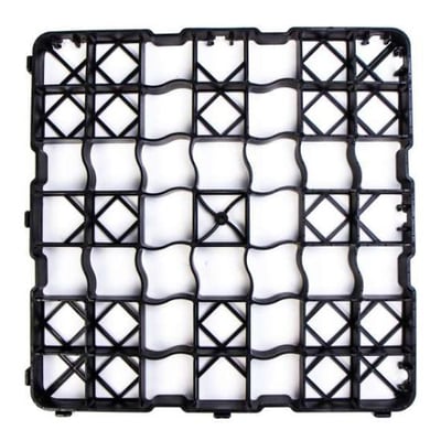 En Ecogrid N50 græsarmering fra Lauridsen, 500x500mm, sort, set ovenfra.