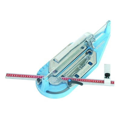 Sigma fliseskærer 2G Træk med 37cm skærelængde, vist på en let blå base med metaldele og tydelige måleenheder.