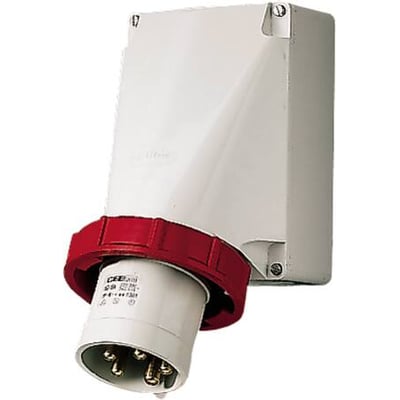 Mennekes CEE vægindtag i hvidt, med en rød ring og 5 poler synlige for 63A, 400V og IP67 klassificering.