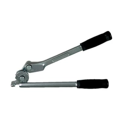 Refco rørbukker til 1/4" rør, fremstillet af slidstærkt metal med sorte greb for øget komfort.