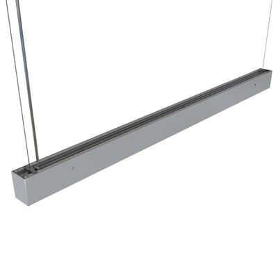 Undersiden af Ansell Lighting Vasco linjearmatur viser detaljeret aluminiumskonstruktion og ophængningspunkter.