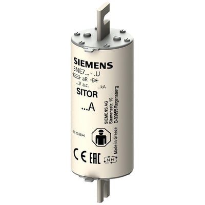 Siemens SITOR 3NE7 NH3 sikring på 525A med klinge og mærkat, der viser tekniske specifikationer og godkendelser.