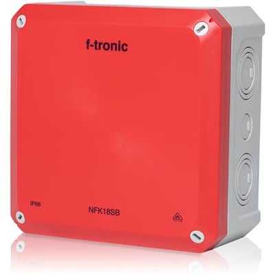 F-tronic forgreningsdåse NFK18SB, 180x180x93mm, med IP66-klassificering, grå bund og rødt låg med synlige skruer.