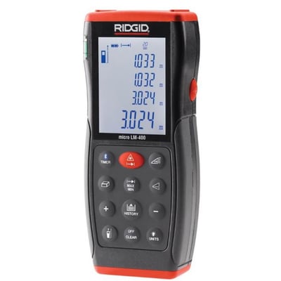 Ridgid LM400 afstandsmåler med Bluetooth, gummi-greb og tydelig LCD-skærm med måleresultater.