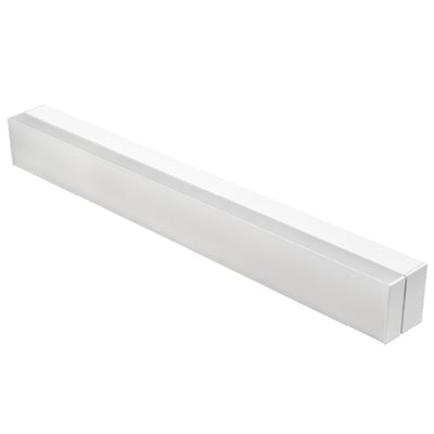 SG Armaturen Prelude Square LED spejlarmatur i hvid aluminium med et rektangulært, slankt design på hvid baggrund.