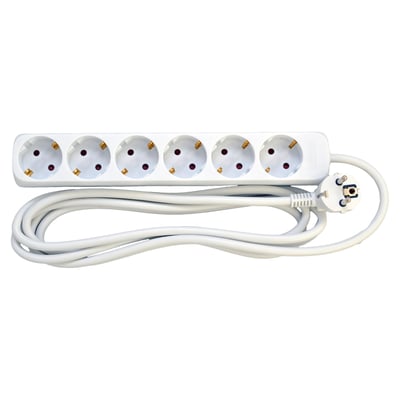 Hvid 6-stikdåse med Schuko-stik og 3 meter H05VV-F 3G1,5mm2 ledning, monteret med afbryder og jord.