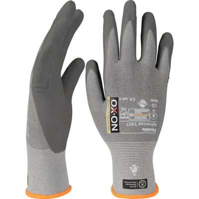 Bagside af OX-ON Flexible Advanced 1907 ESD-handske, der viser certificeringer og materialebeskrivelse trykt på stoffet.