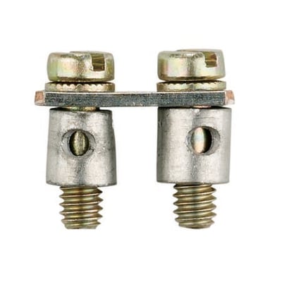 Weidmüller Laske FORMONT. 2-P. Q2, en 2-polet skrueterminal uden isolering med synlige skruer og gevind på hvid baggrund.