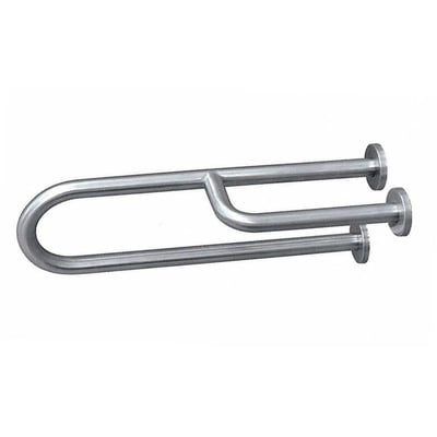 Vinkelset af Intra Juvel højre støttehåndtag i børstet stål, viser det buede design og monteringsflanger for vægmontering.